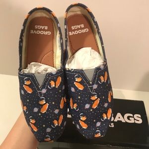 Groove Bags Floral Slip On Flats